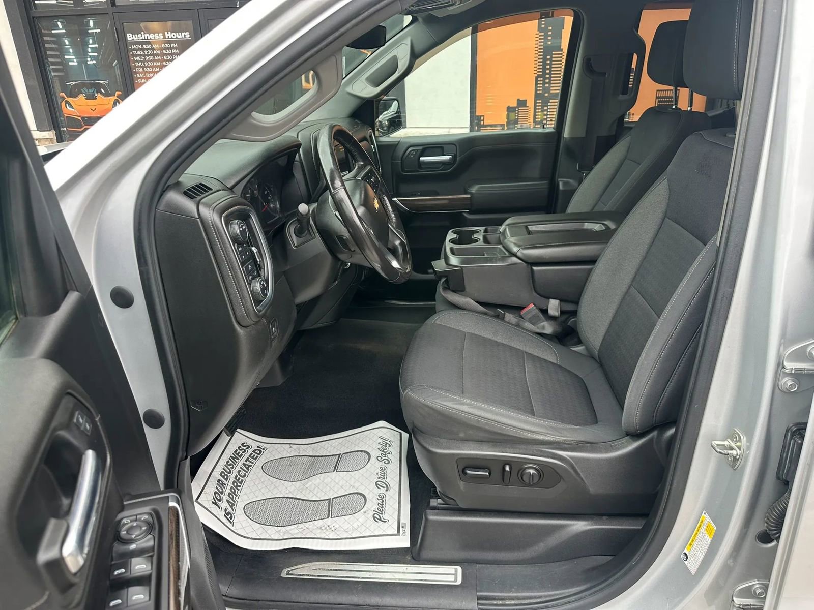 Used 2020 Chevrolet Silverado 1500 LT w/ All-Star Edition AWD/4WD image 8