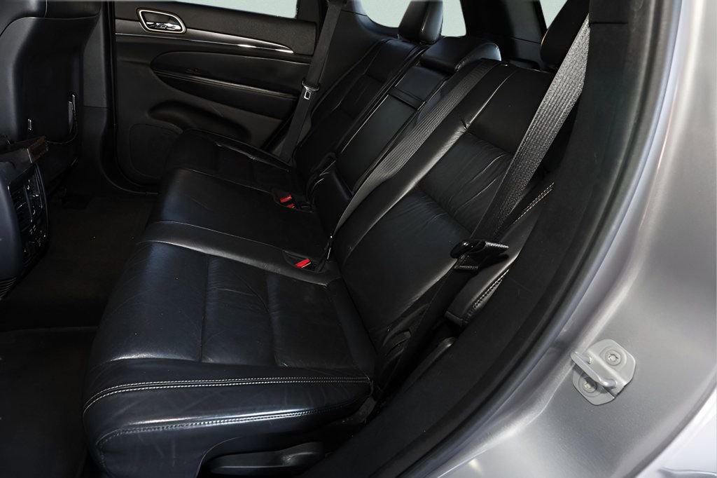 Used 2015 Jeep Grand Cherokee Limited image 13