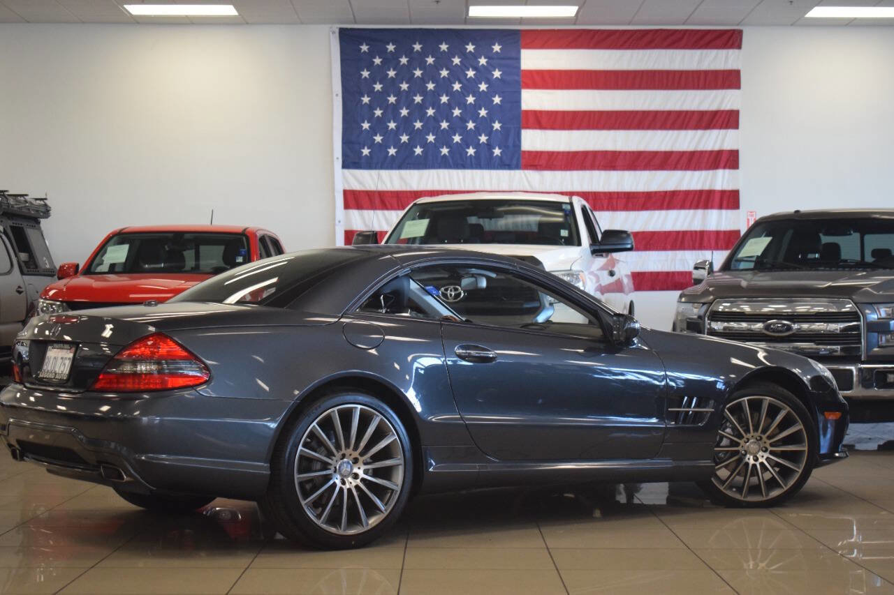 Used 2012 Mercedes-Benz SL 550 image 28