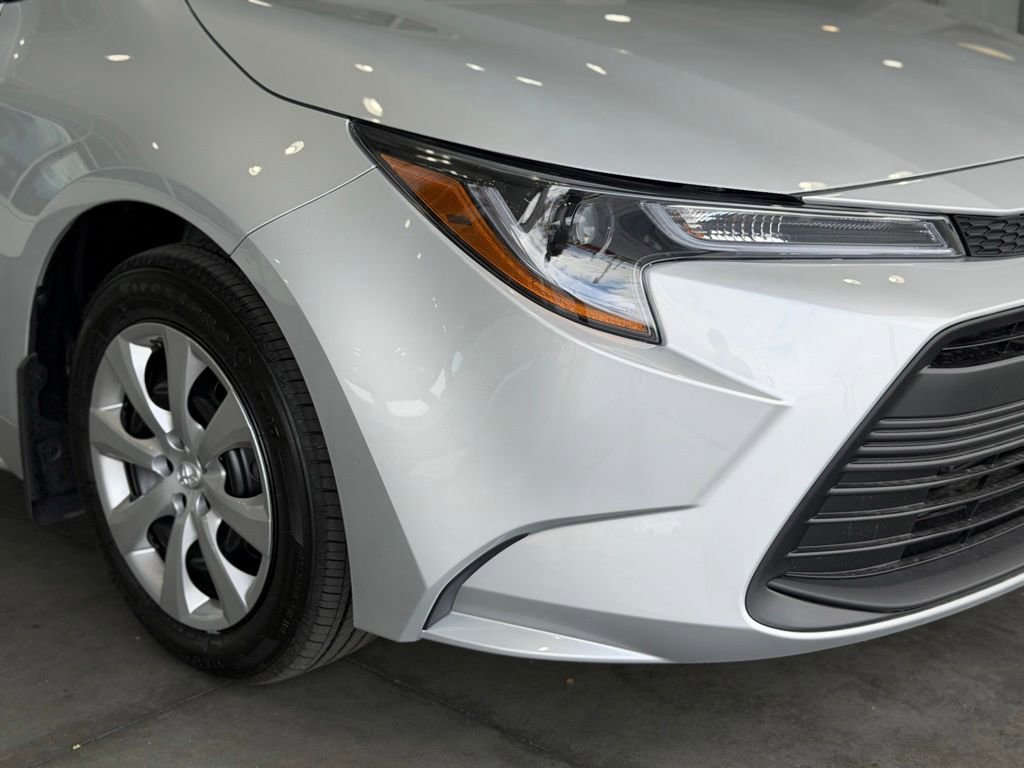 Used 2026 Toyota Corolla LE FWD image 8