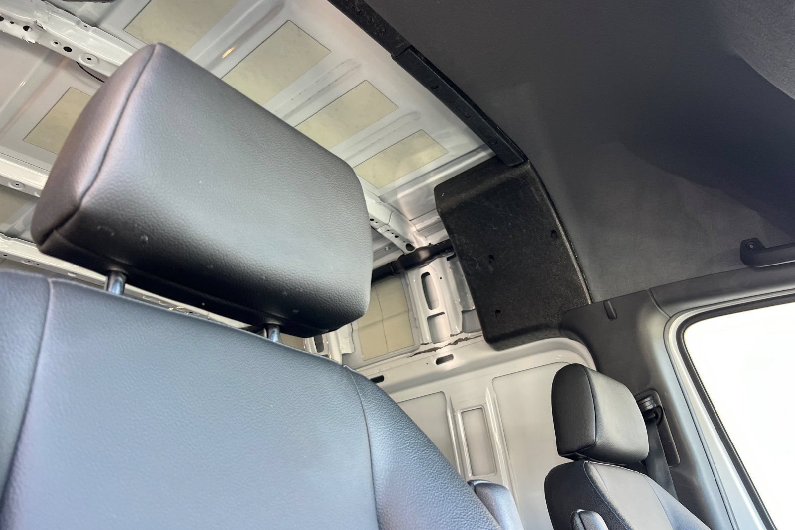 Used 2025 Mercedes-Benz Sprinter 2500 image 19