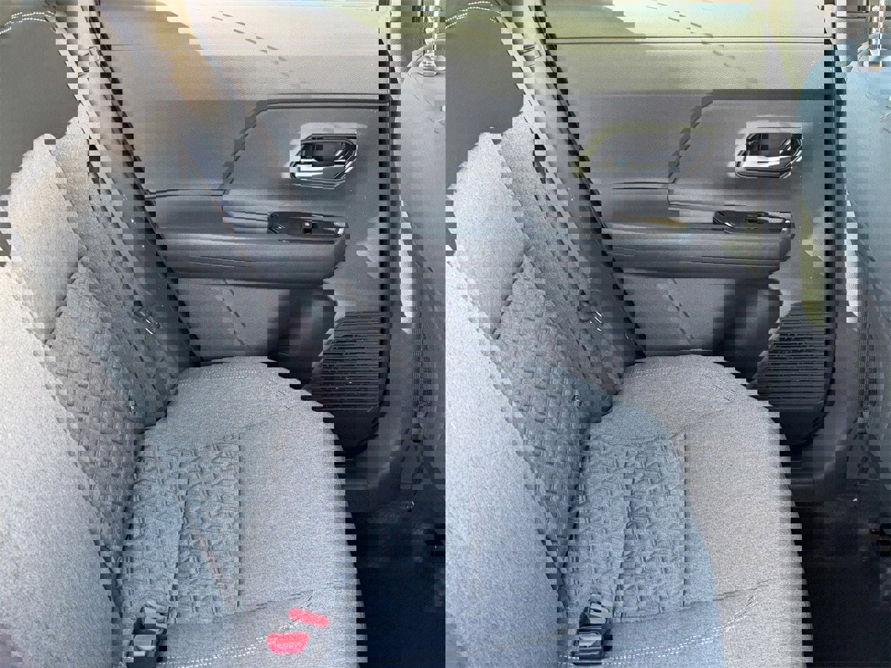 New 2026 Nissan Kicks SV image 12