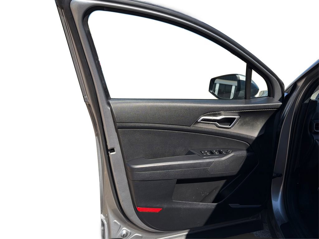 Used 2023 Kia Sportage LX image 20