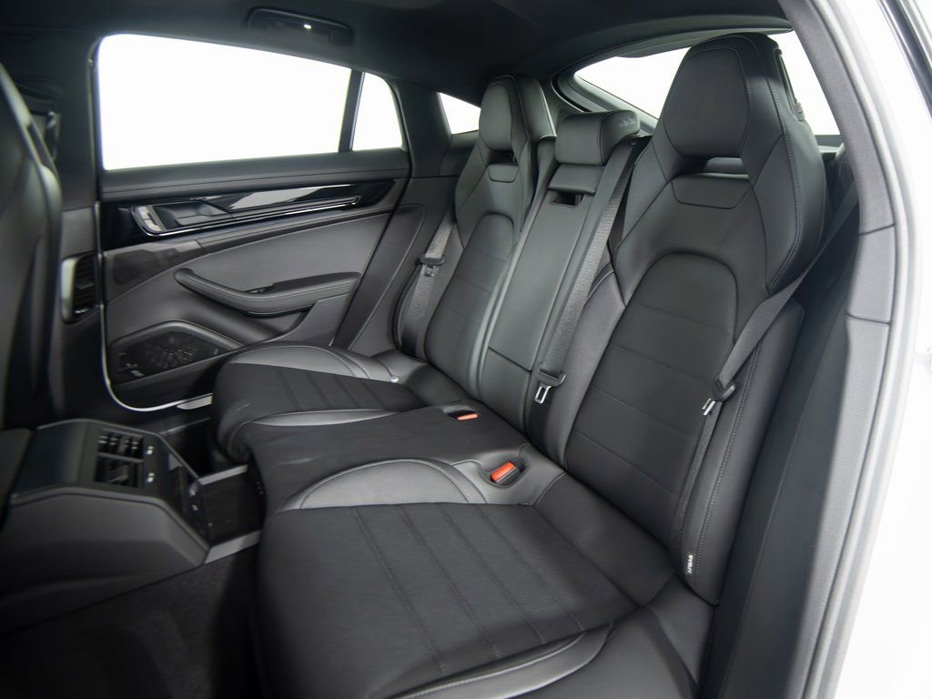 New 2026 Porsche Panamera 4 image 35