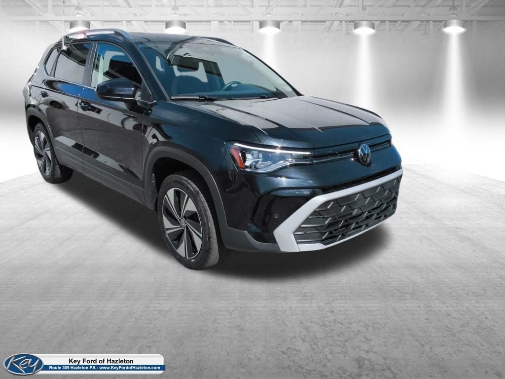 Used 2026 Volkswagen Taos SE AWD/4WD image 2