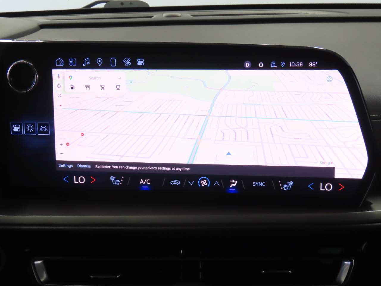 Used 2024 Chevrolet Traverse LT FWD image 12