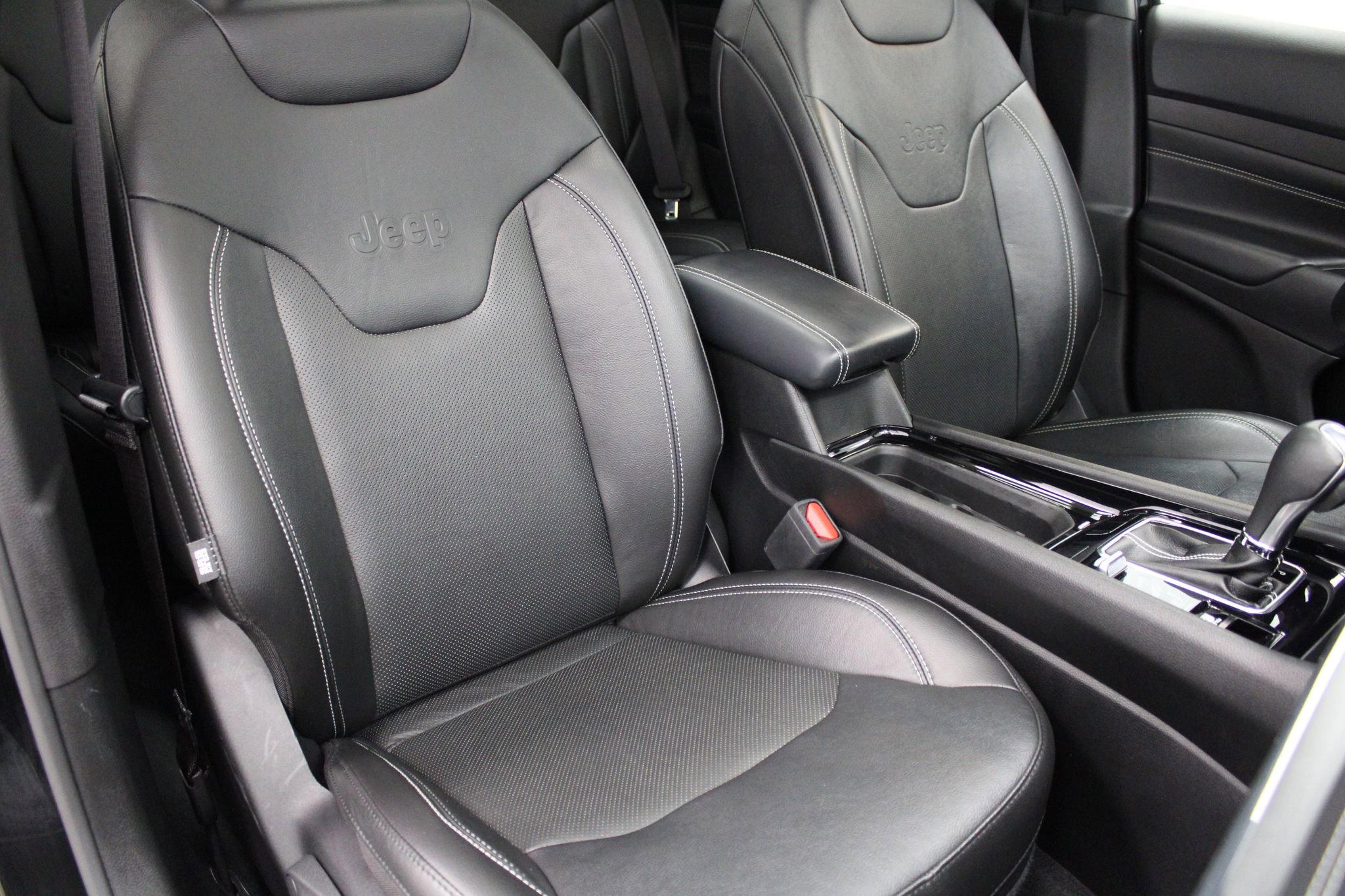 Used 2022 Jeep Compass High Altitude AWD/4WD image 27
