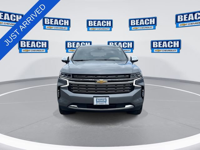 Used 2021 Chevrolet Suburban Premier AWD/4WD image 3