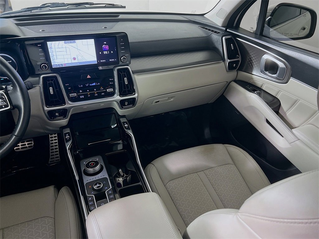 Used 2023 Kia Sorento SX Prestige image 22