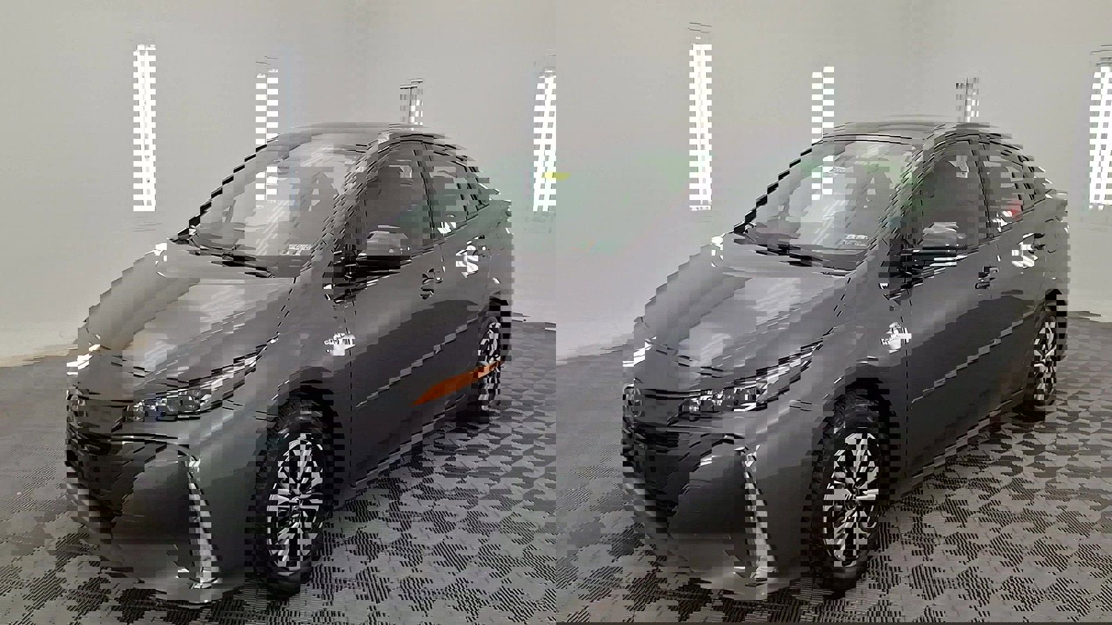 Certified 2017 Toyota Prius Prime Plus image 8