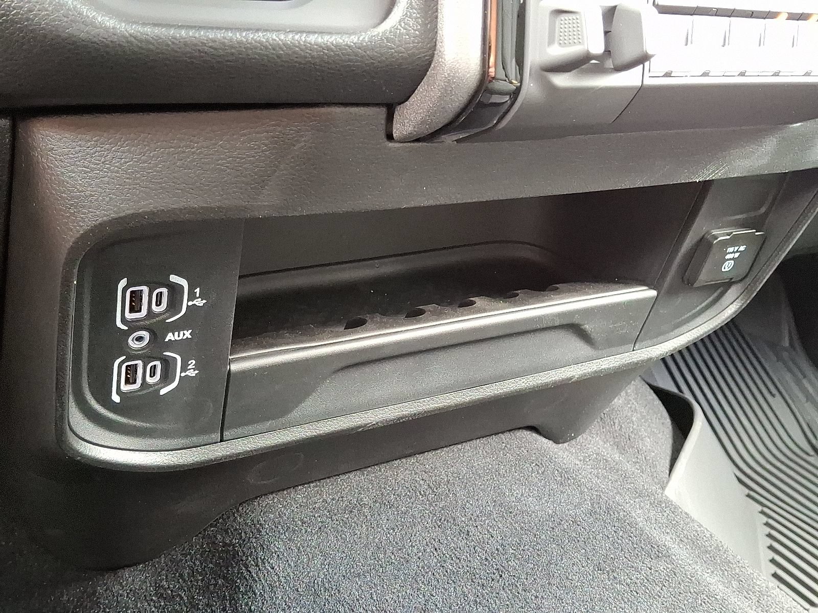New 2026 RAM 2500 Tradesman AWD/4WD image 10