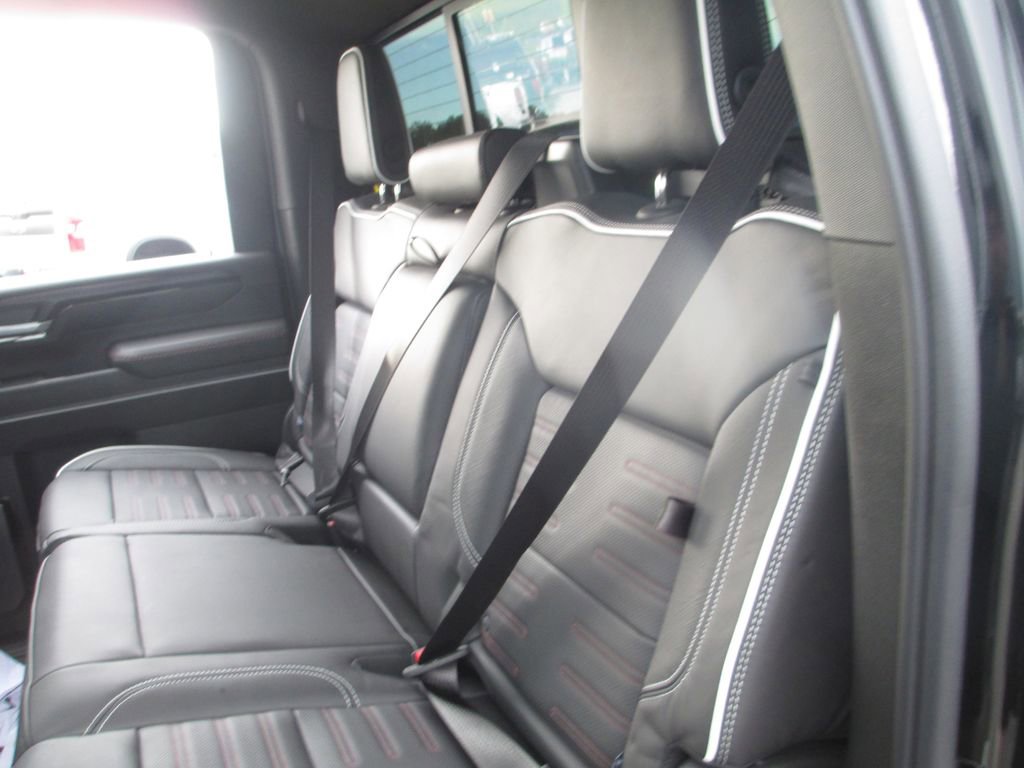 Used 2026 GMC Sierra 2500 AT4X w/ LPO, Black Badging Package AWD/4WD image 26