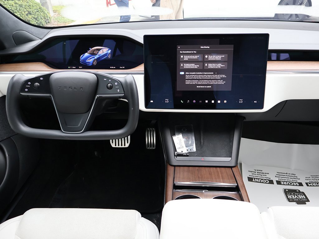 Used 2022 Tesla Model S image 60