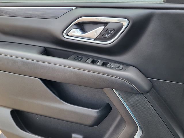 Used 2023 GMC Yukon SLT image 13