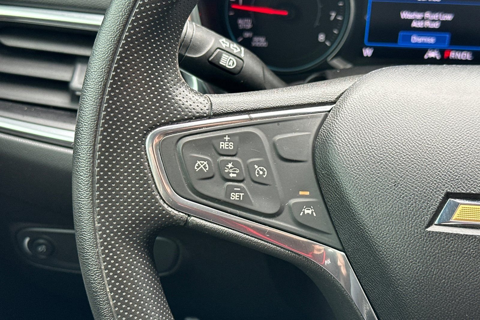 Used 2020 Chevrolet Equinox LT AWD/4WD image 27
