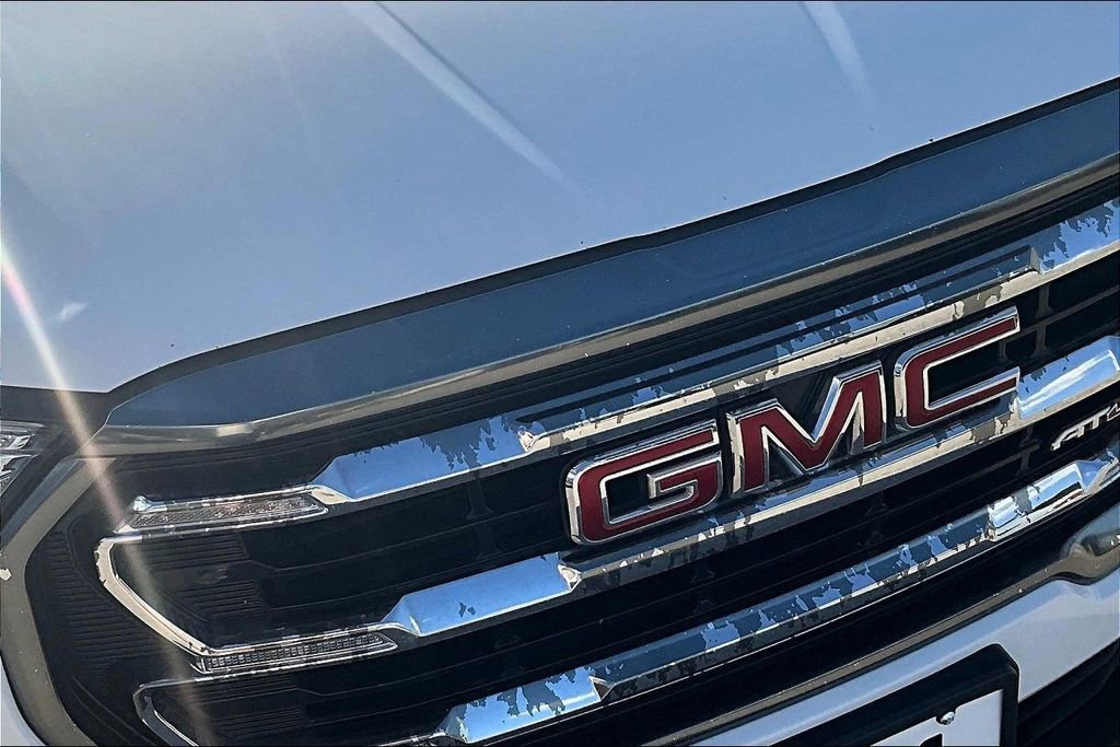 Used 2022 GMC Terrain AT4 w/ Infotainment Package II AWD/4WD image 29