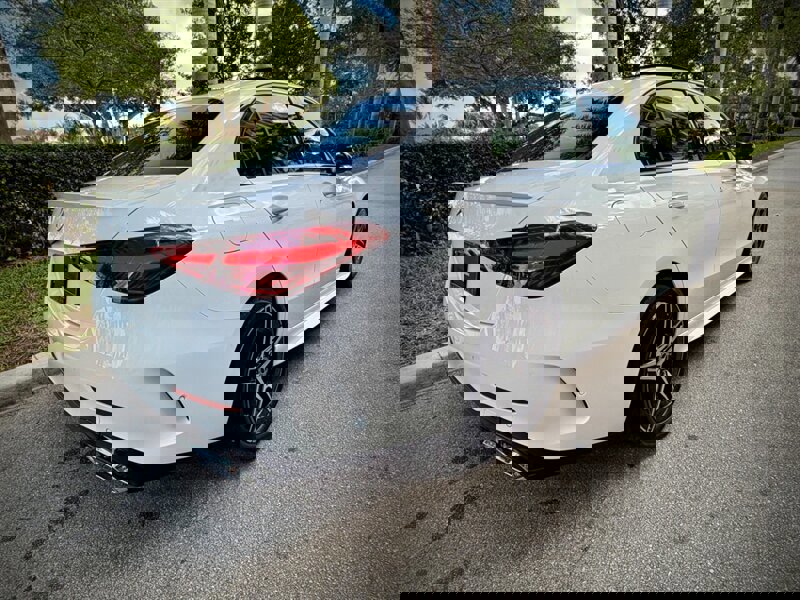 Used 2023 Mercedes-Benz C 300 Sedan image 5