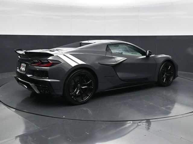 New 2027 Chevrolet Corvette Grand Sport RWD image 2