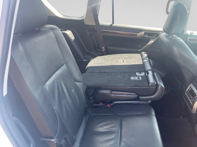 Used 2018 Lexus GX 460 Premium w/ Premium Package AWD/4WD image 13