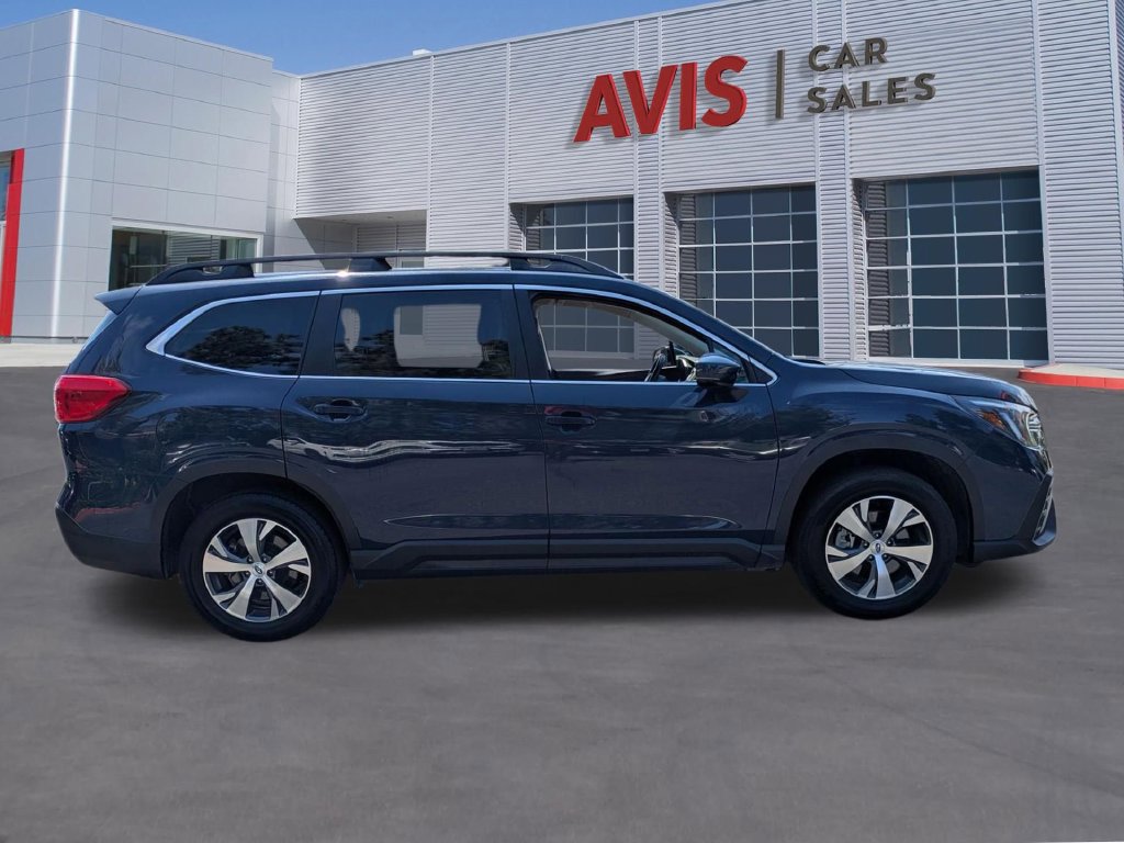 Used 2025 Subaru Ascent Premium AWD/4WD image 5