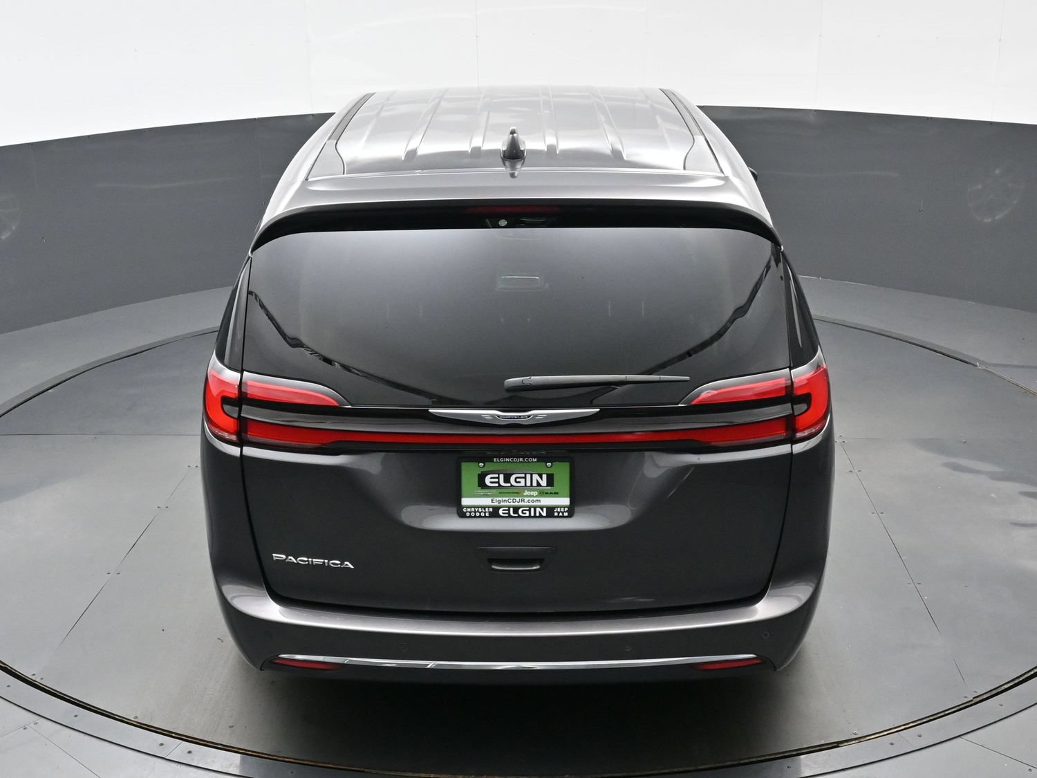 Used 2023 Chrysler Pacifica Touring-L FWD image 40