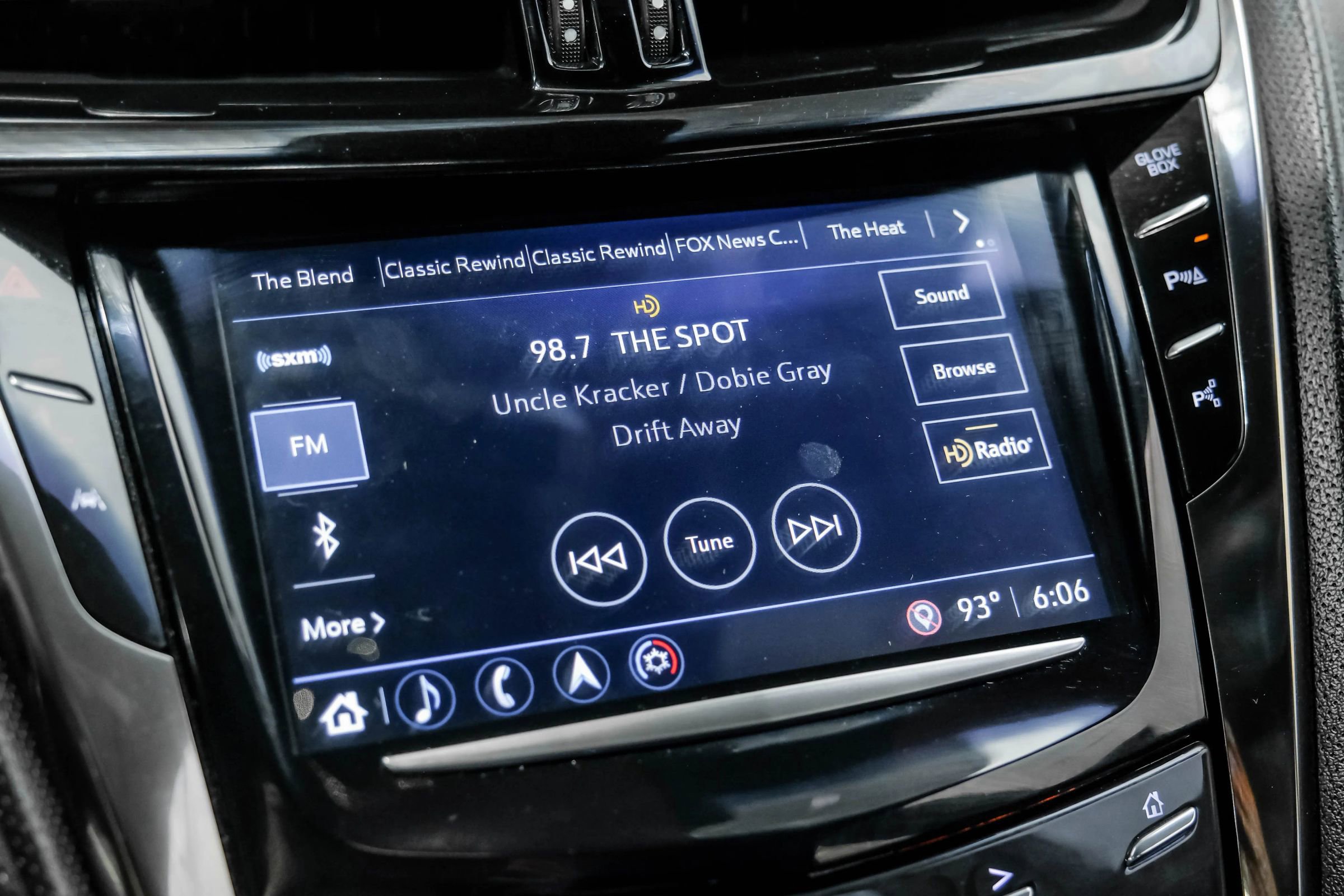 Used 2018 Cadillac CTS V w/ Luxury Package image 37