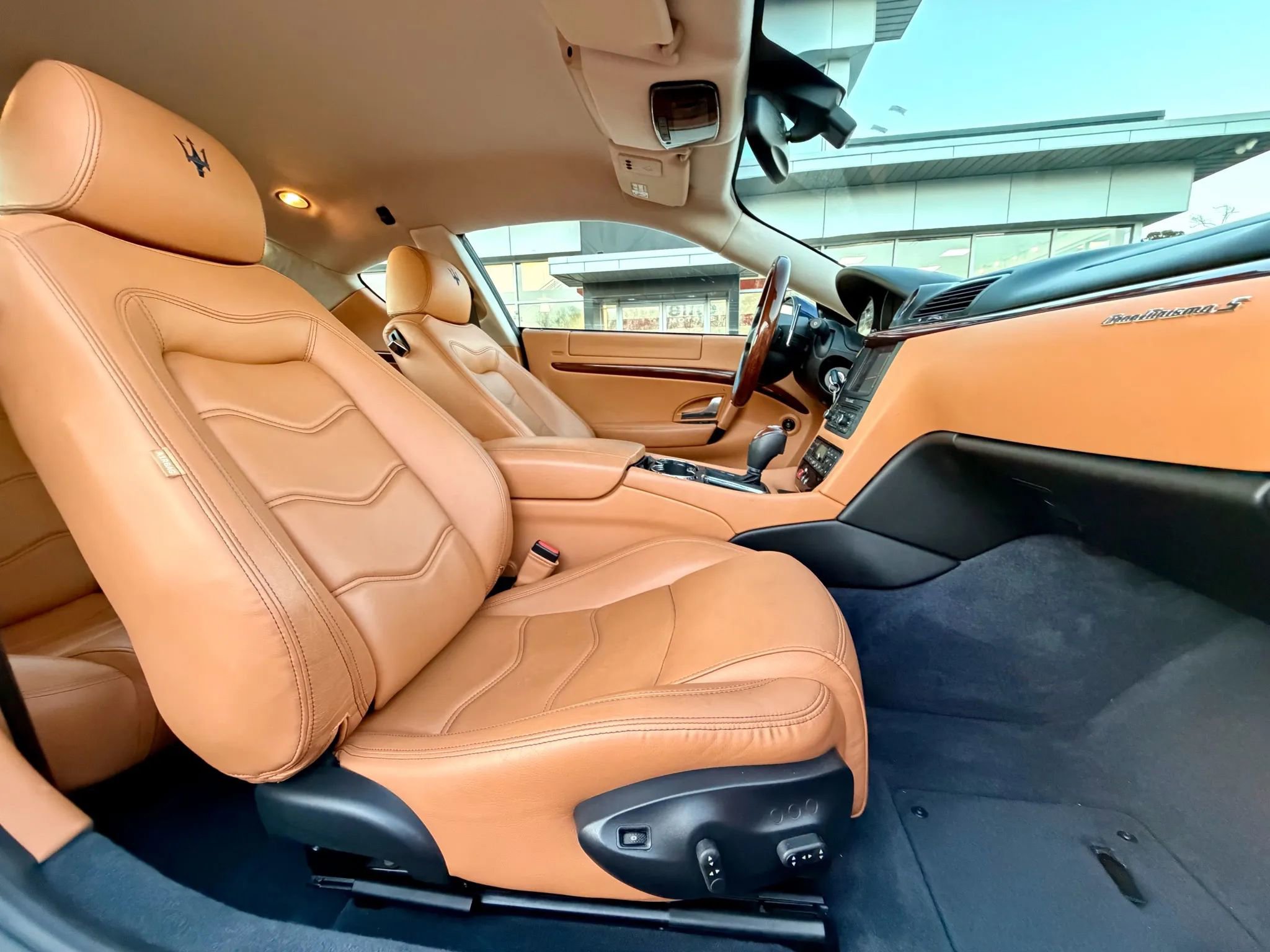 Used 2012 Maserati GranTurismo S image 23