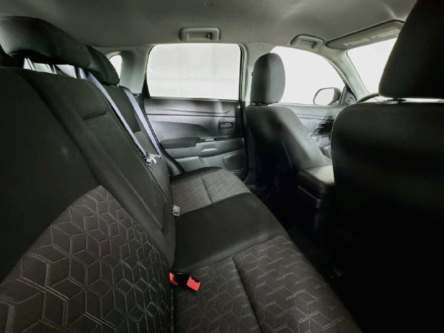Used 2024 Mitsubishi Outlander Sport AWD image 23