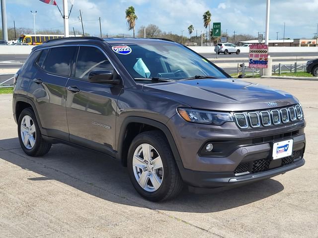 Used 2022 Jeep Compass Latitude image 25