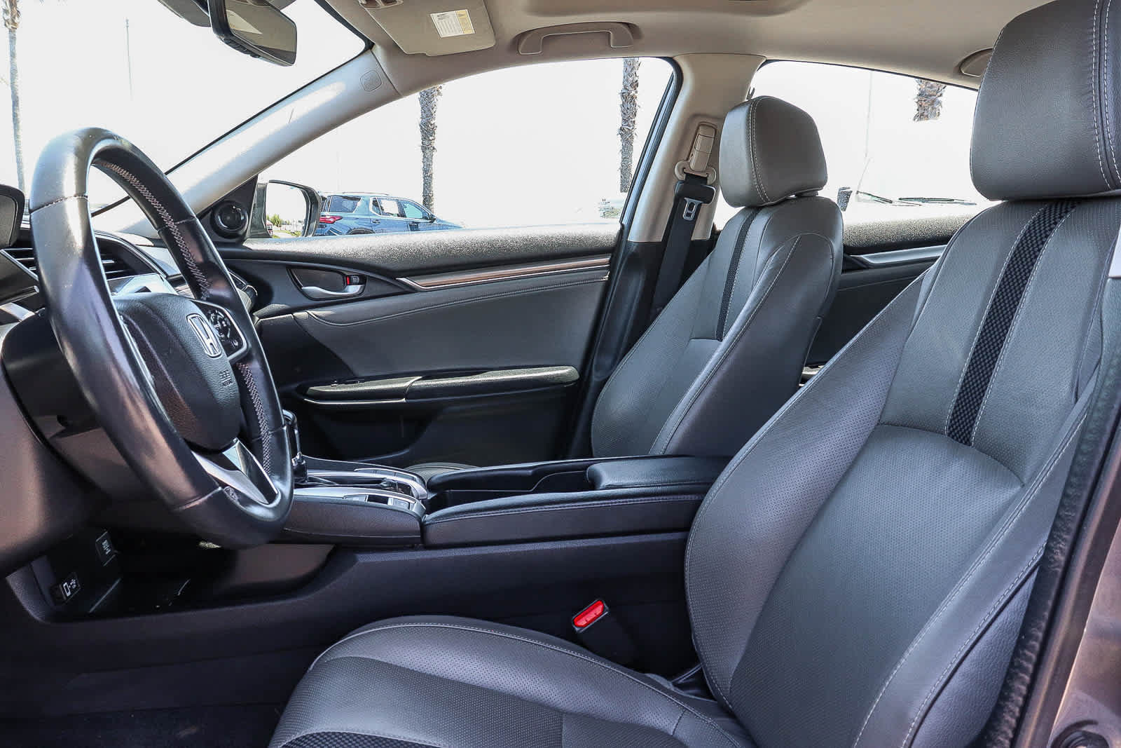 Used 2019 Honda Civic EX-L image 28