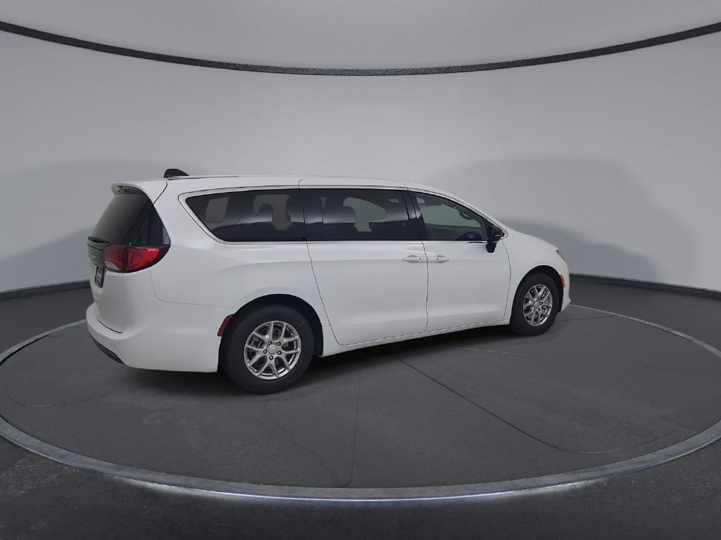 New 2027 Chrysler Pacifica LX FWD image 14