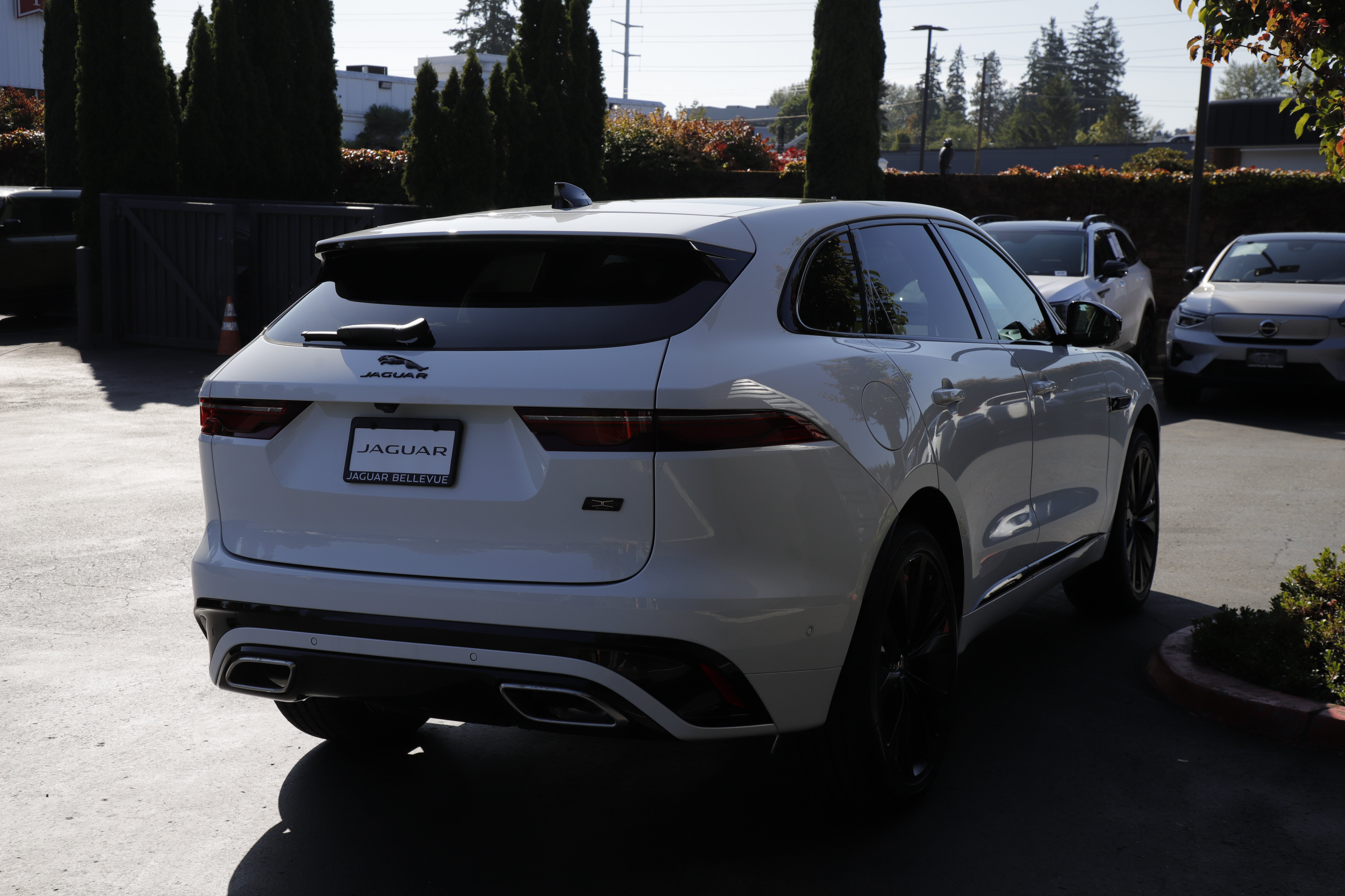 New 2026 Jaguar F-PACE R-Dynamic S AWD/4WD image 8