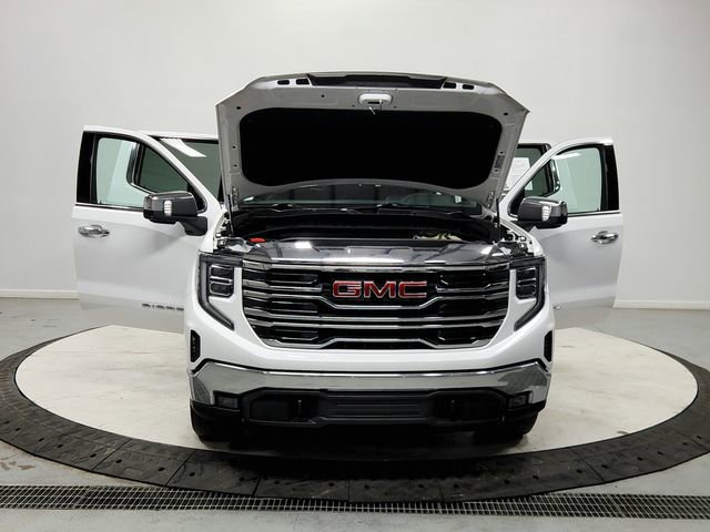 Used 2024 GMC Sierra 1500 SLT image 10