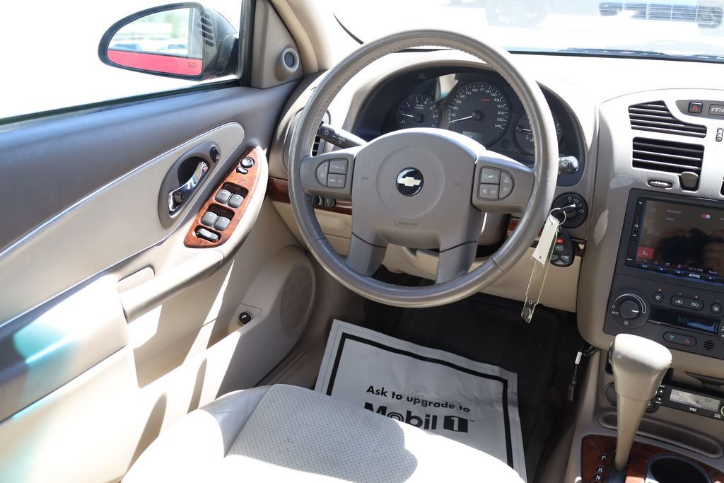 Used 2004 Chevrolet Malibu LT w/ Preferred Equipment Group FWD image 19