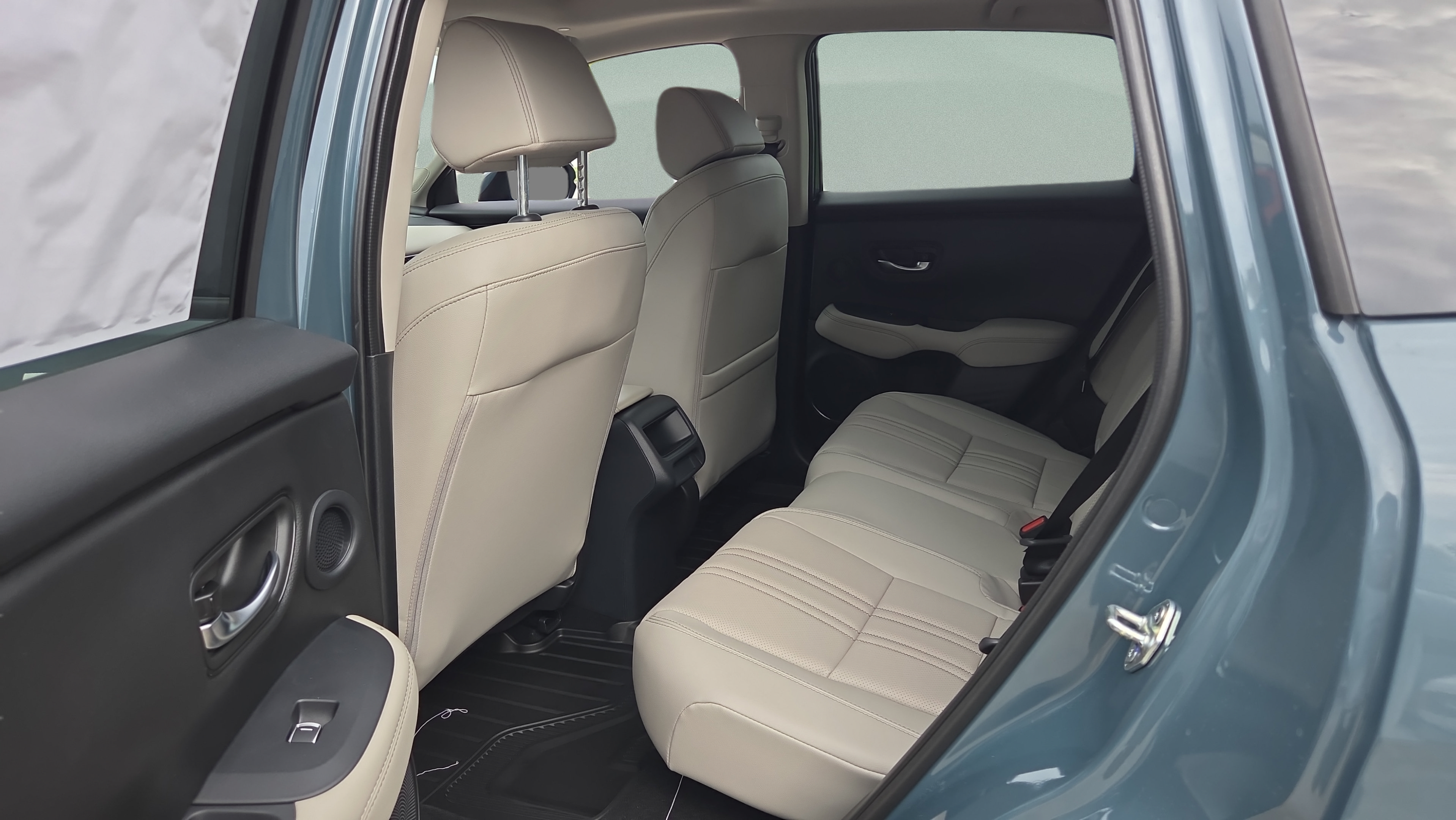 New 2027 Honda HR-V EX-L image 11