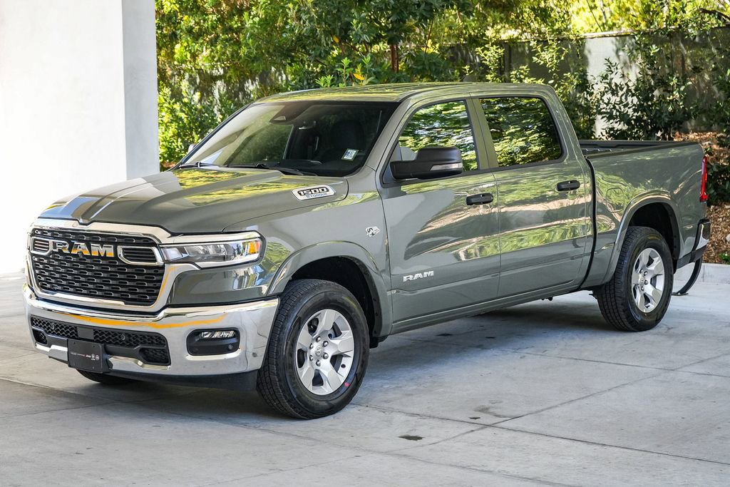 New 2026 RAM 1500 Big Horn AWD/4WD image 3