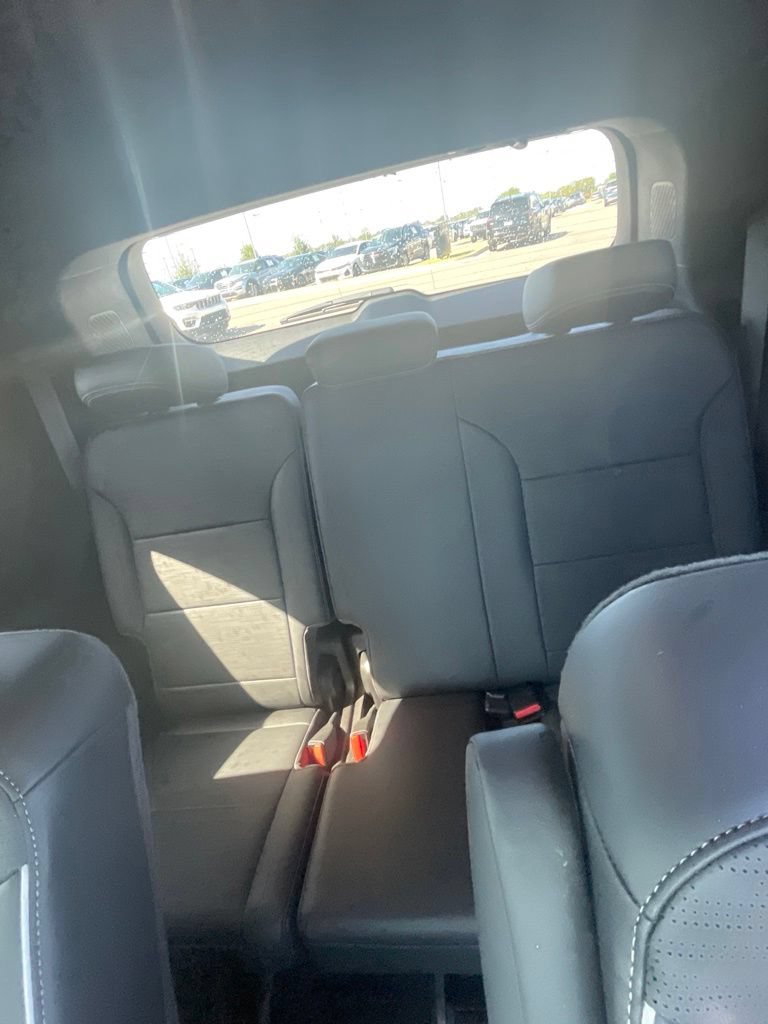 Used 2025 Buick Enclave Sport Touring FWD image 24