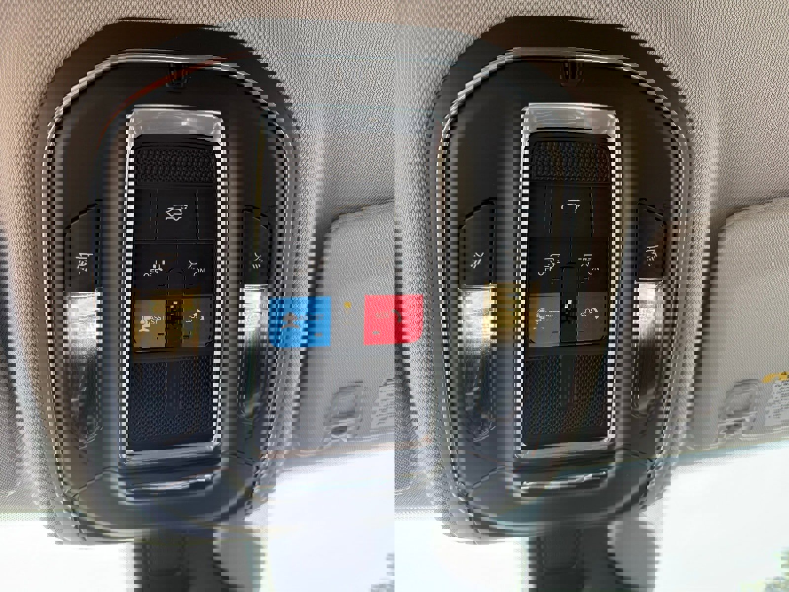 Used 2022 Jeep Grand Cherokee L Laredo w/ Luxury Tech Group I image 29