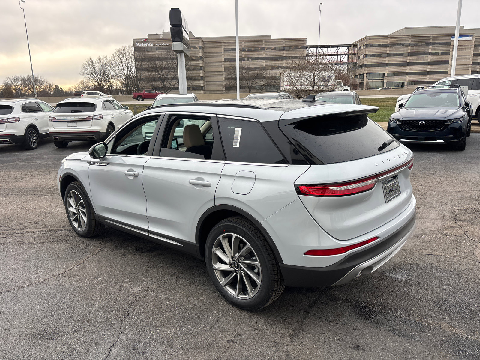 New 2026 Lincoln Corsair Premiere image 5