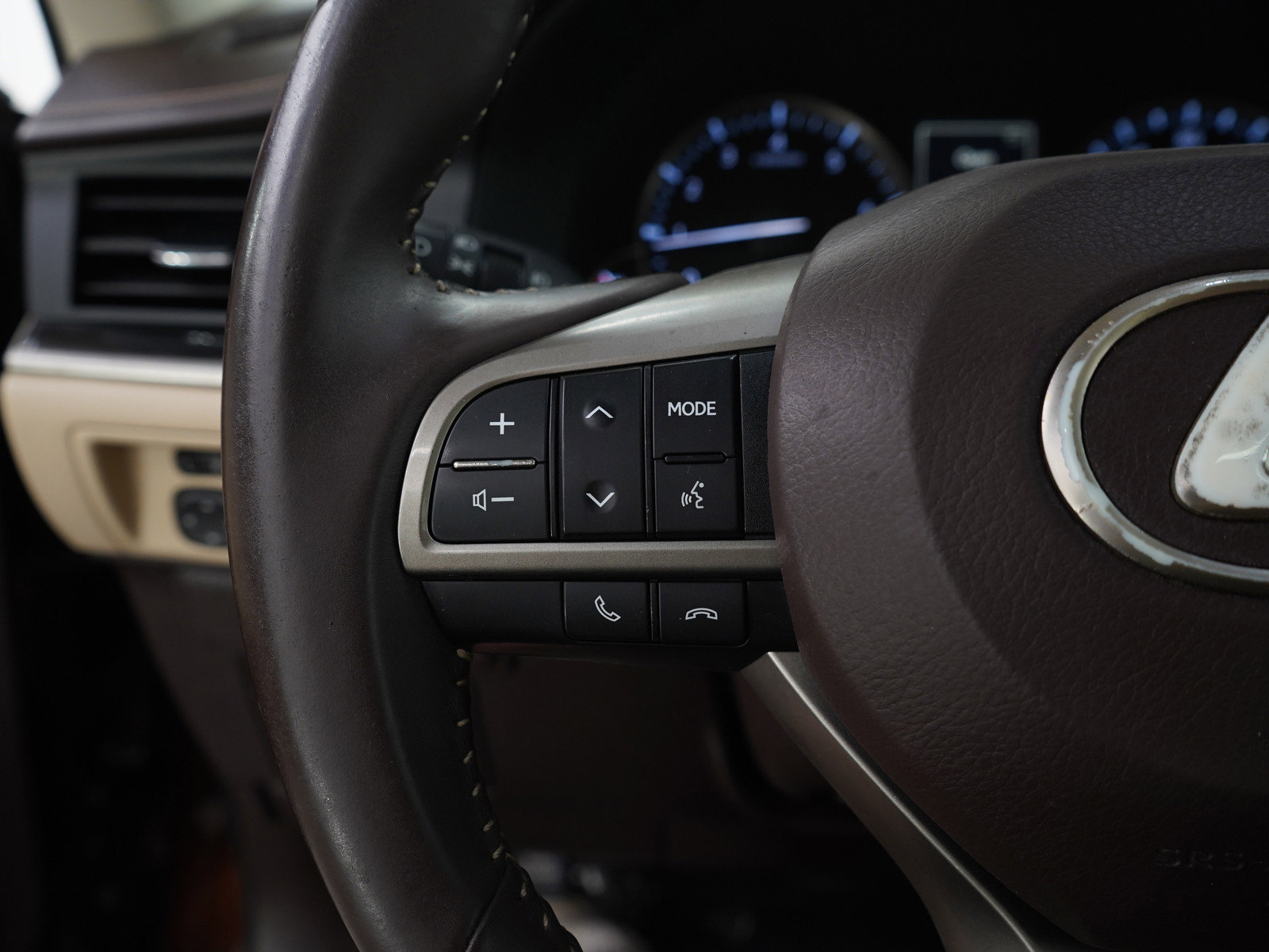 Used 2016 Lexus ES 350 w/ Accessory Package 2 FWD image 18