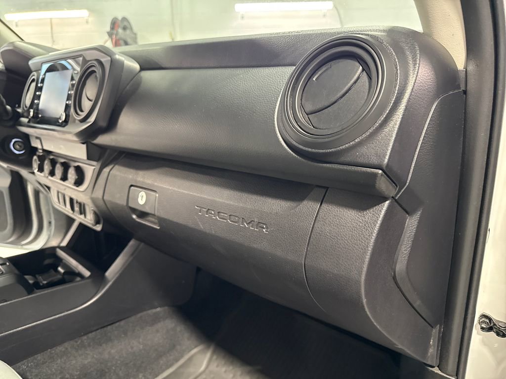 Used 2021 Toyota Tacoma SR AWD/4WD image 30