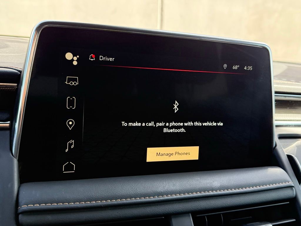 Used 2024 GMC Yukon AT4 w/ Technology Package image 10