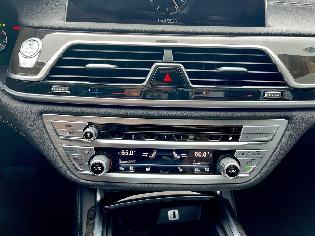 Used 2016 BMW 750i xDrive AWD/4WD image 13
