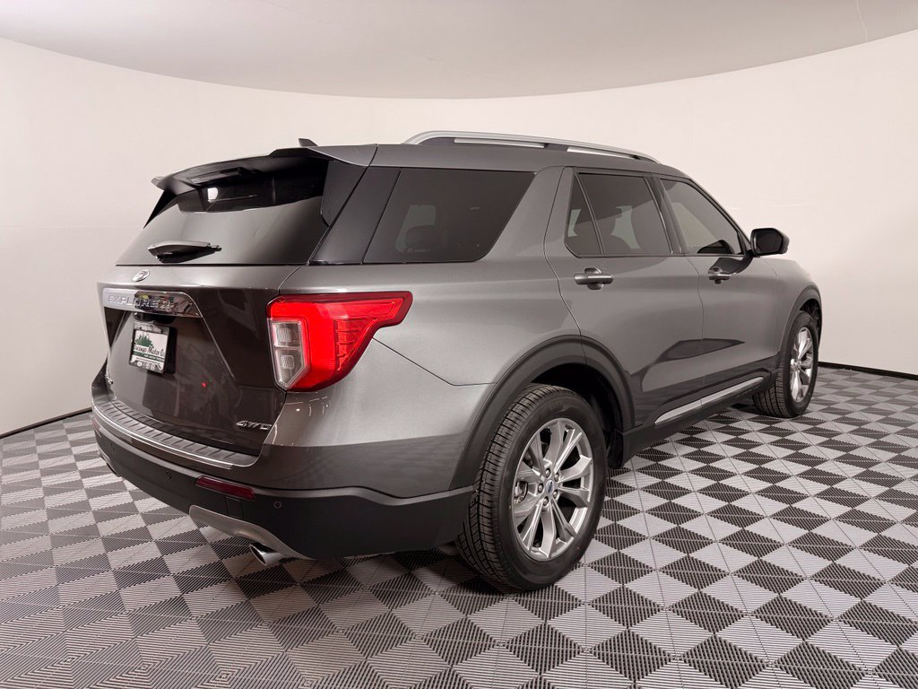 Certified 2023 Ford Explorer Limited AWD/4WD image 9