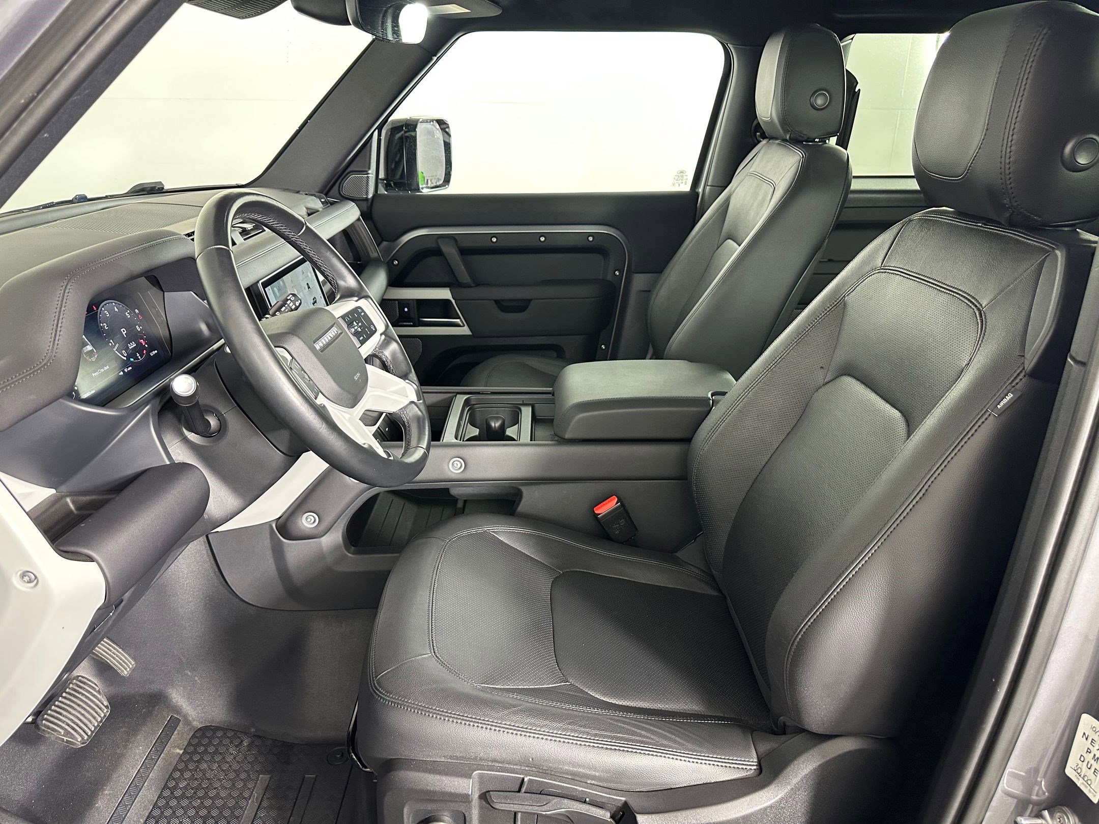 Certified 2024 Land Rover Defender 90 S image 5