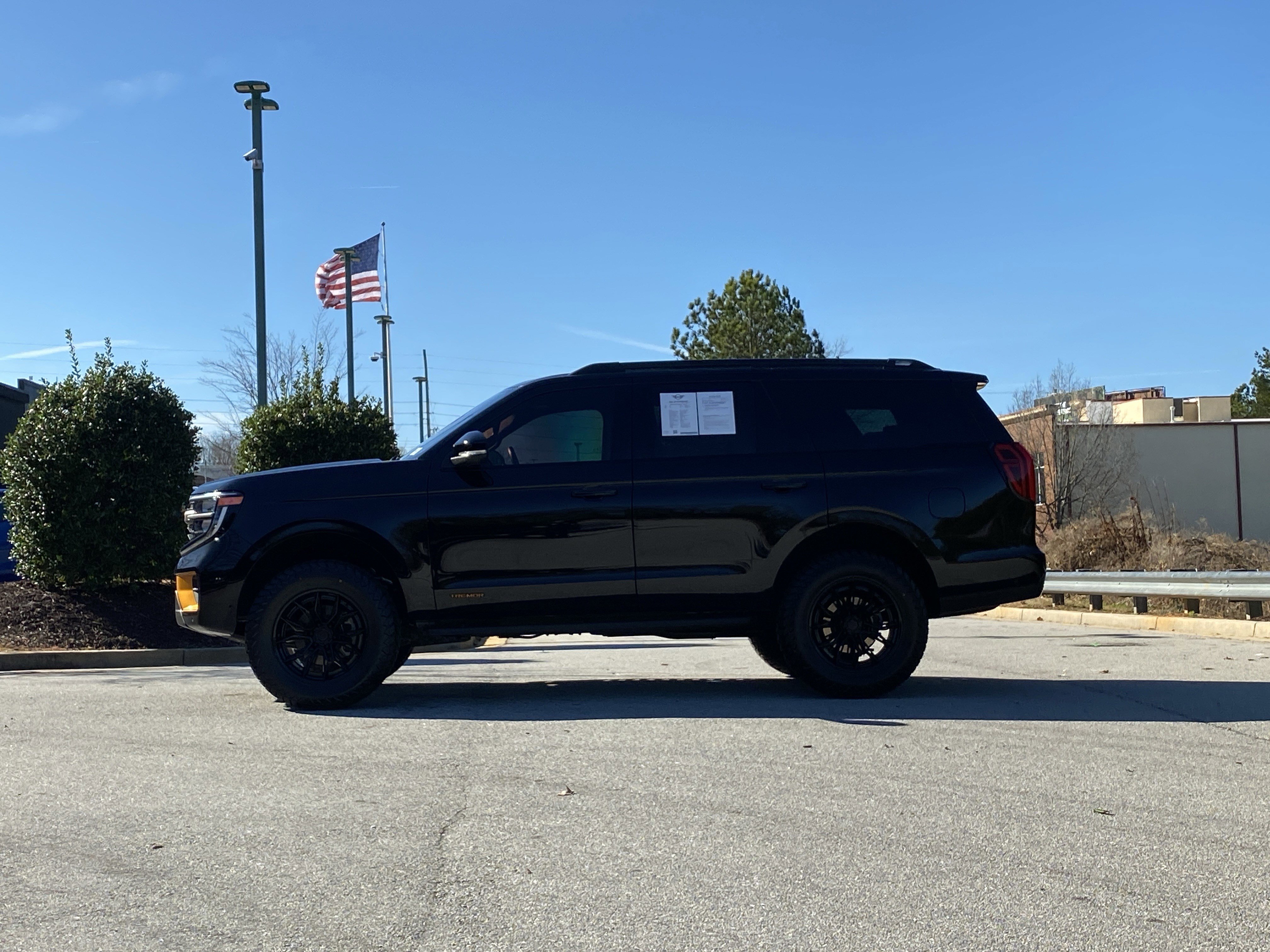 Used 2025 Ford Expedition Tremor image 14