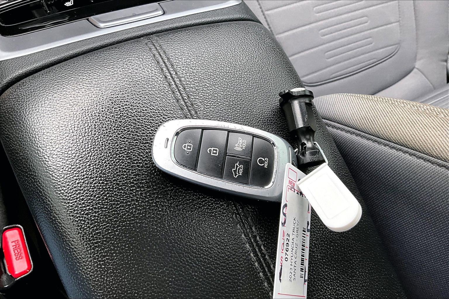 Used 2023 Hyundai Santa Cruz SEL Premium AWD/4WD image 12