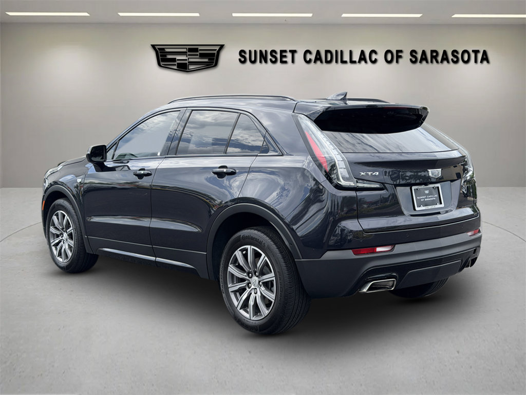Certified 2022 Cadillac XT4 Sport w/ Comfort Package FWD image 5