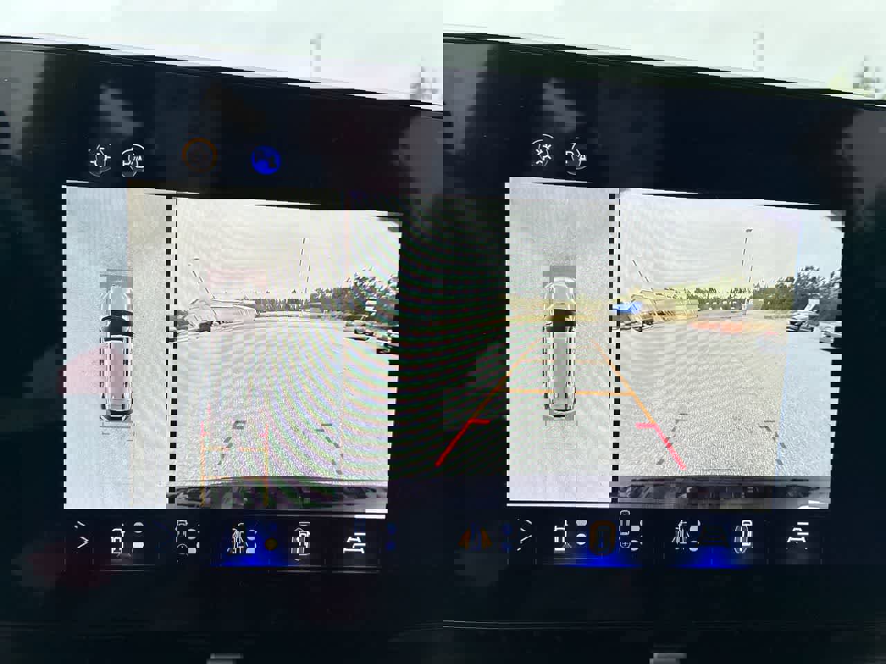 Used 2025 Chevrolet Equinox RS w/ Safety and Technology Package image 15