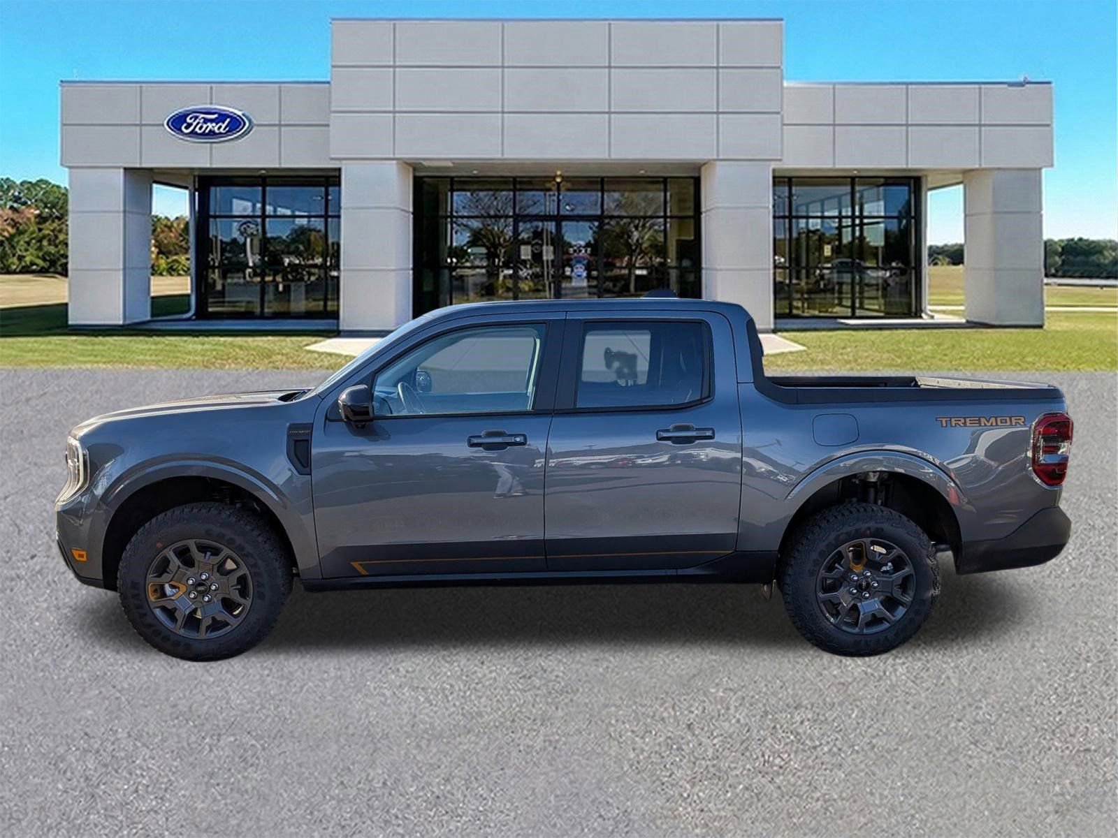 New 2026 Ford Maverick Tremor image 7